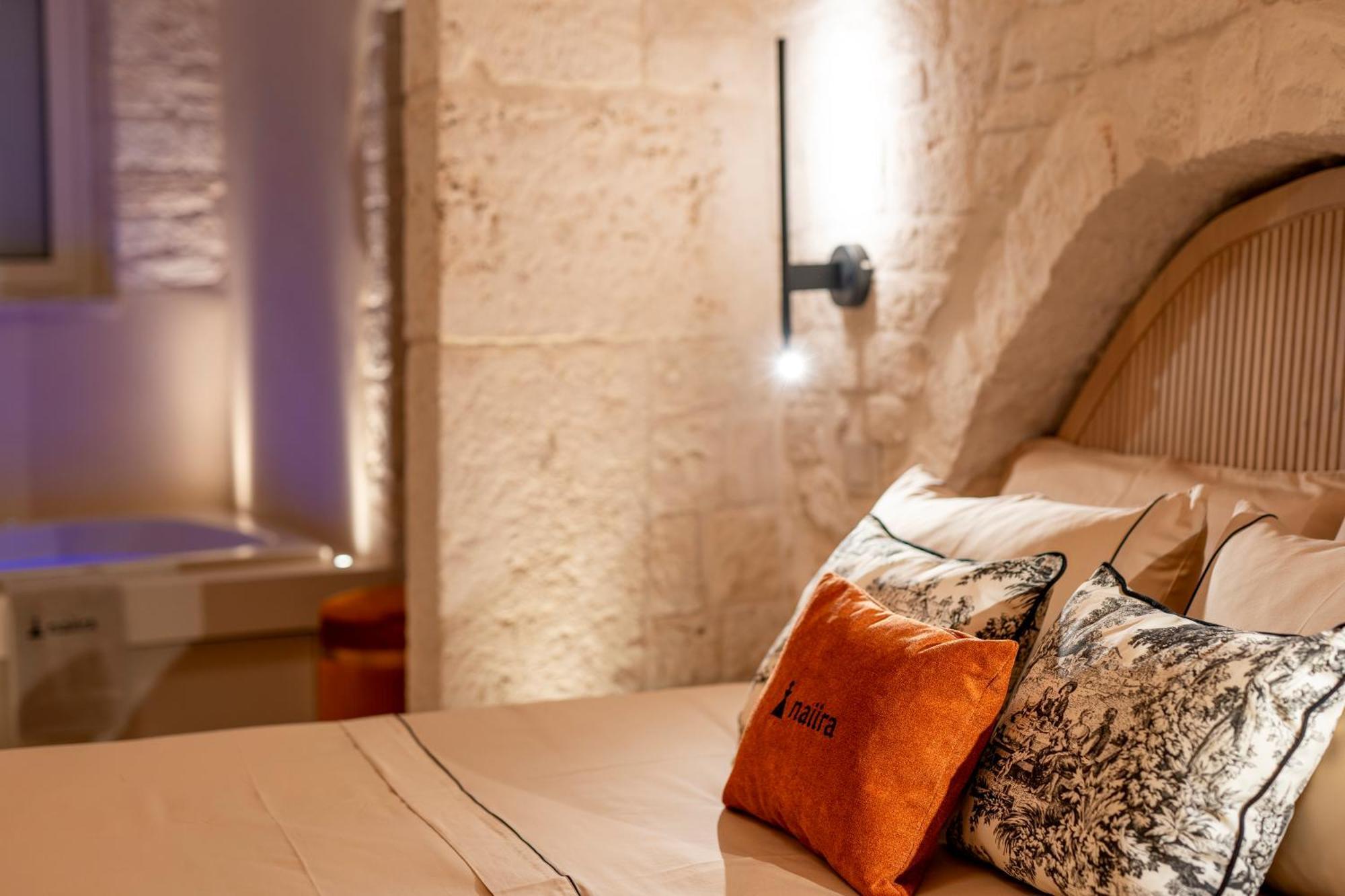 Naiira Luxury Trullo - Jacuzzi And Patio Alberobello Exterior foto