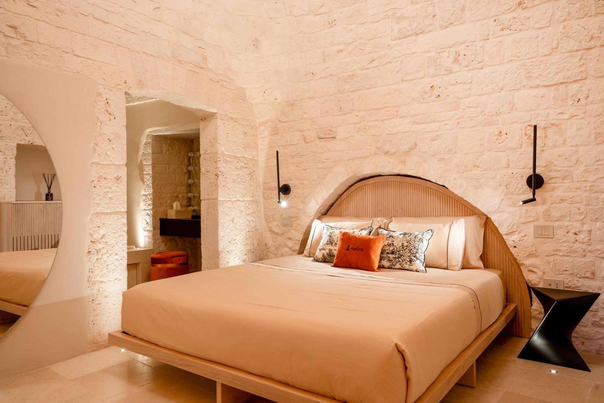 Naiira Luxury Trullo - Jacuzzi And Patio Alberobello Exterior foto