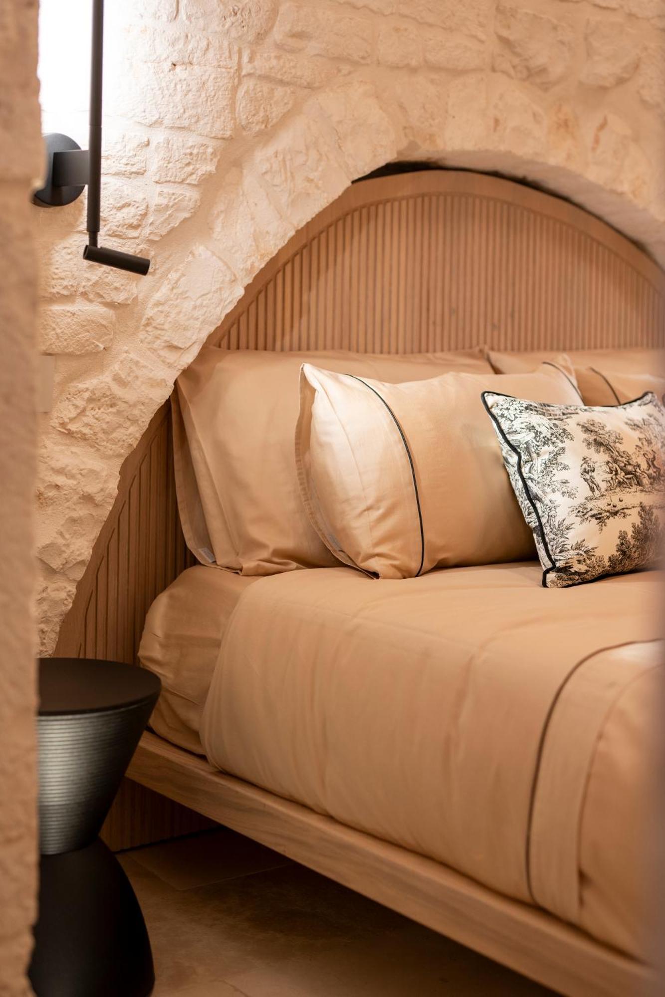 Naiira Luxury Trullo - Jacuzzi And Patio Alberobello Exterior foto