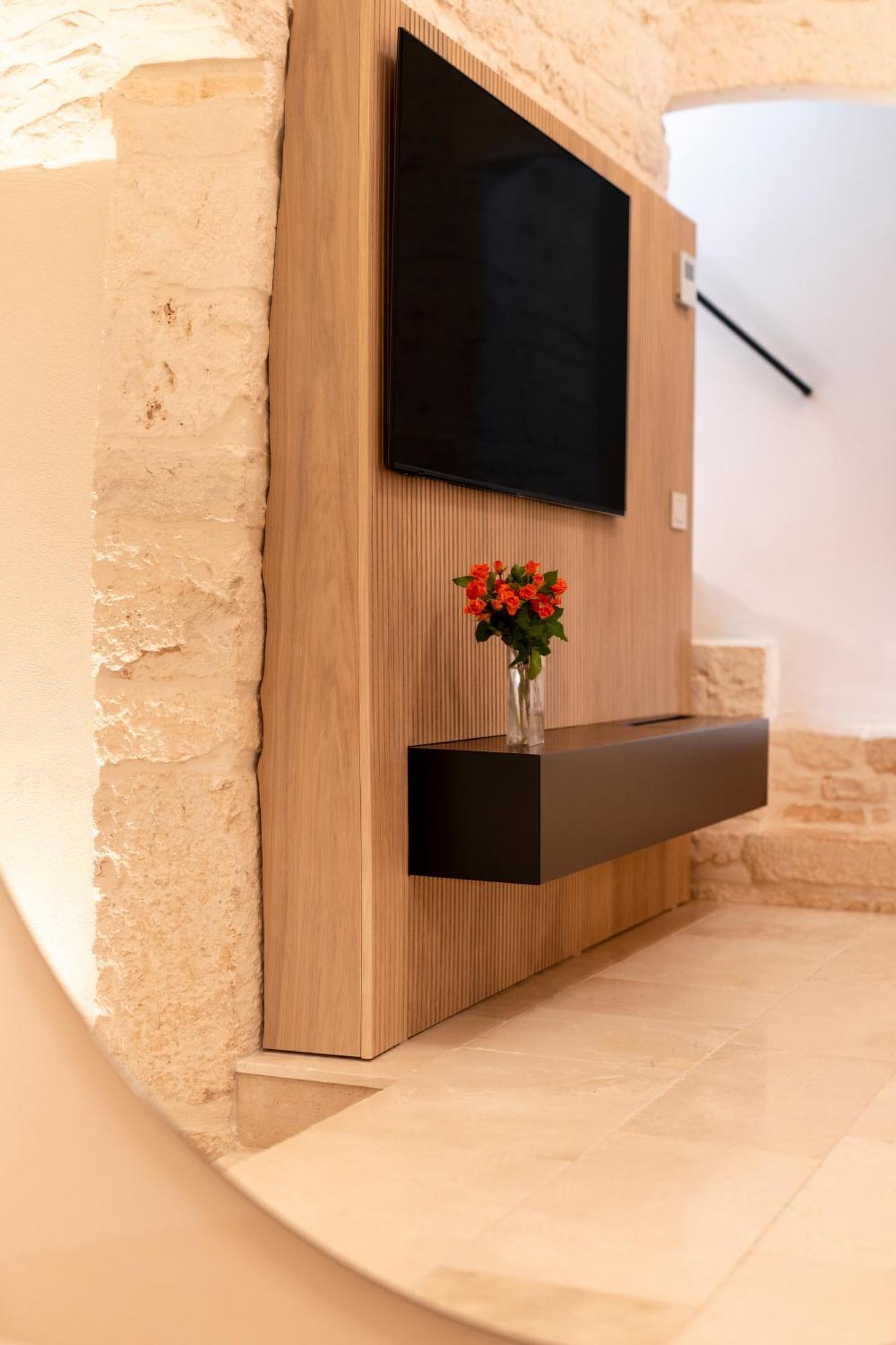 Naiira Luxury Trullo - Jacuzzi And Patio Alberobello Exterior foto