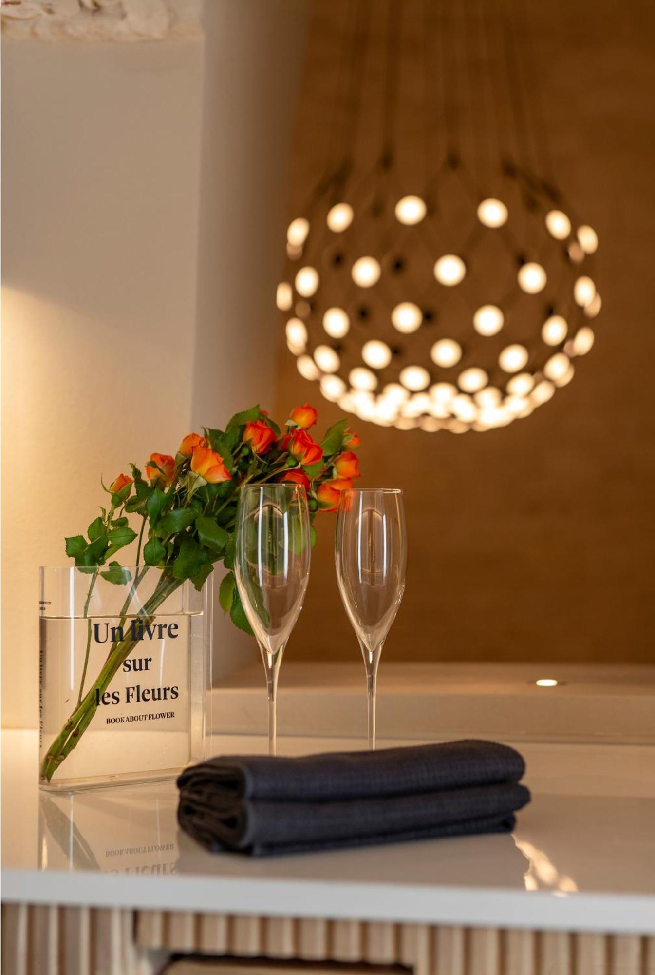 Naiira Luxury Trullo - Jacuzzi And Patio Alberobello Exterior foto