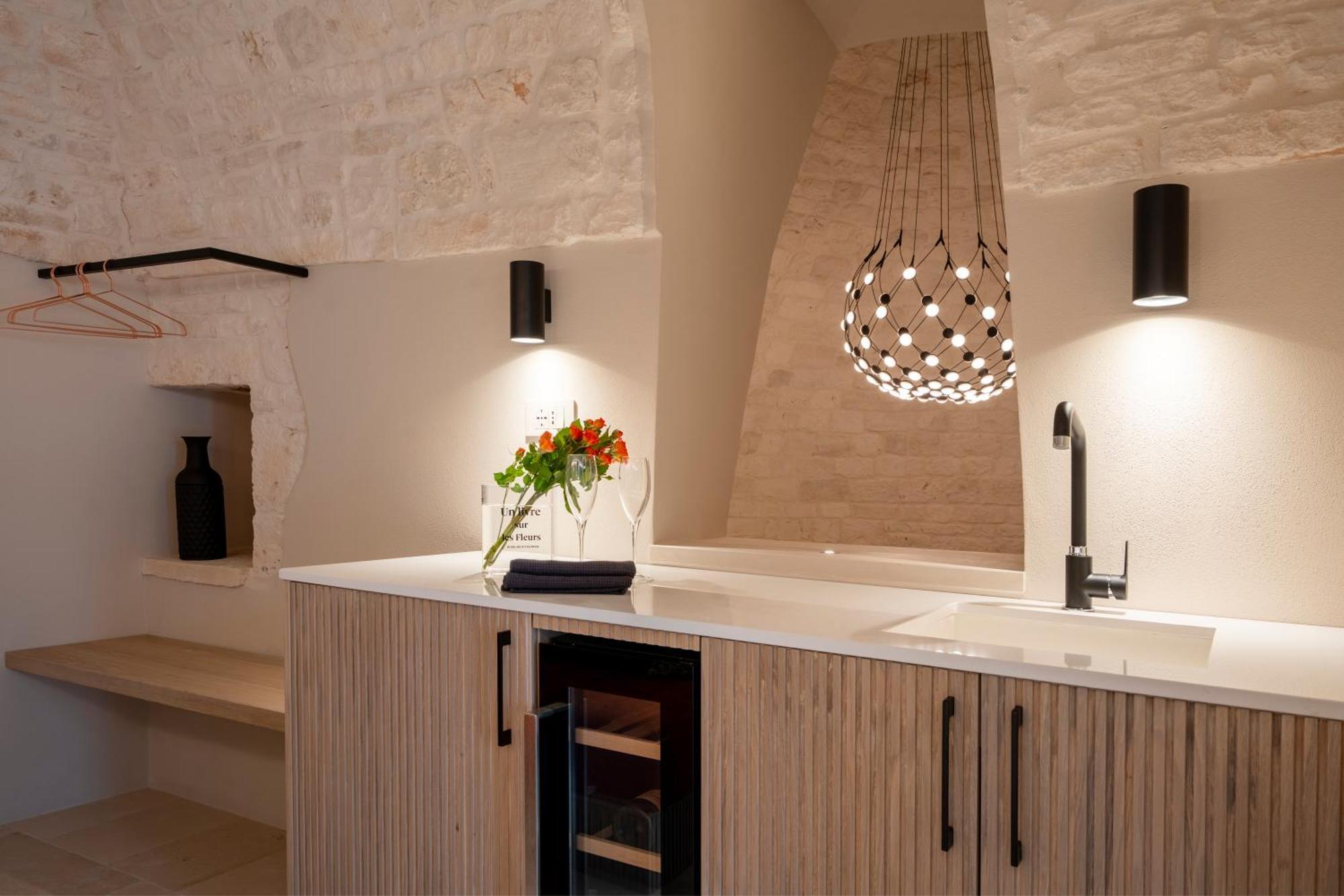 Naiira Luxury Trullo - Jacuzzi And Patio Alberobello Exterior foto