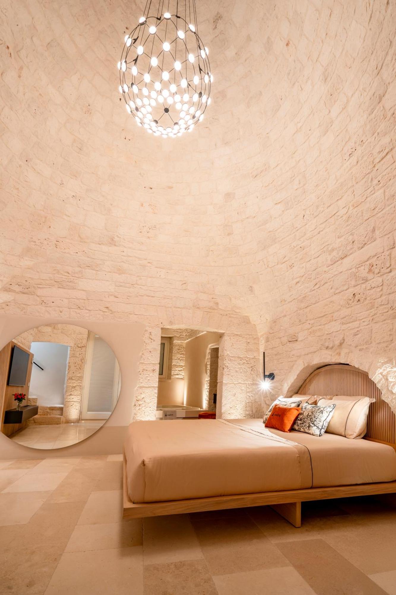 Naiira Luxury Trullo - Jacuzzi And Patio Alberobello Exterior foto