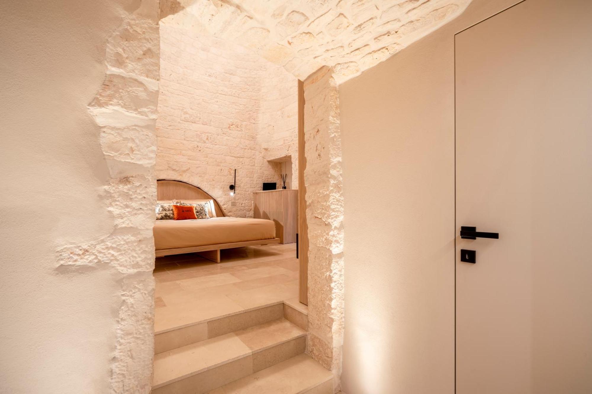 Naiira Luxury Trullo - Jacuzzi And Patio Alberobello Exterior foto